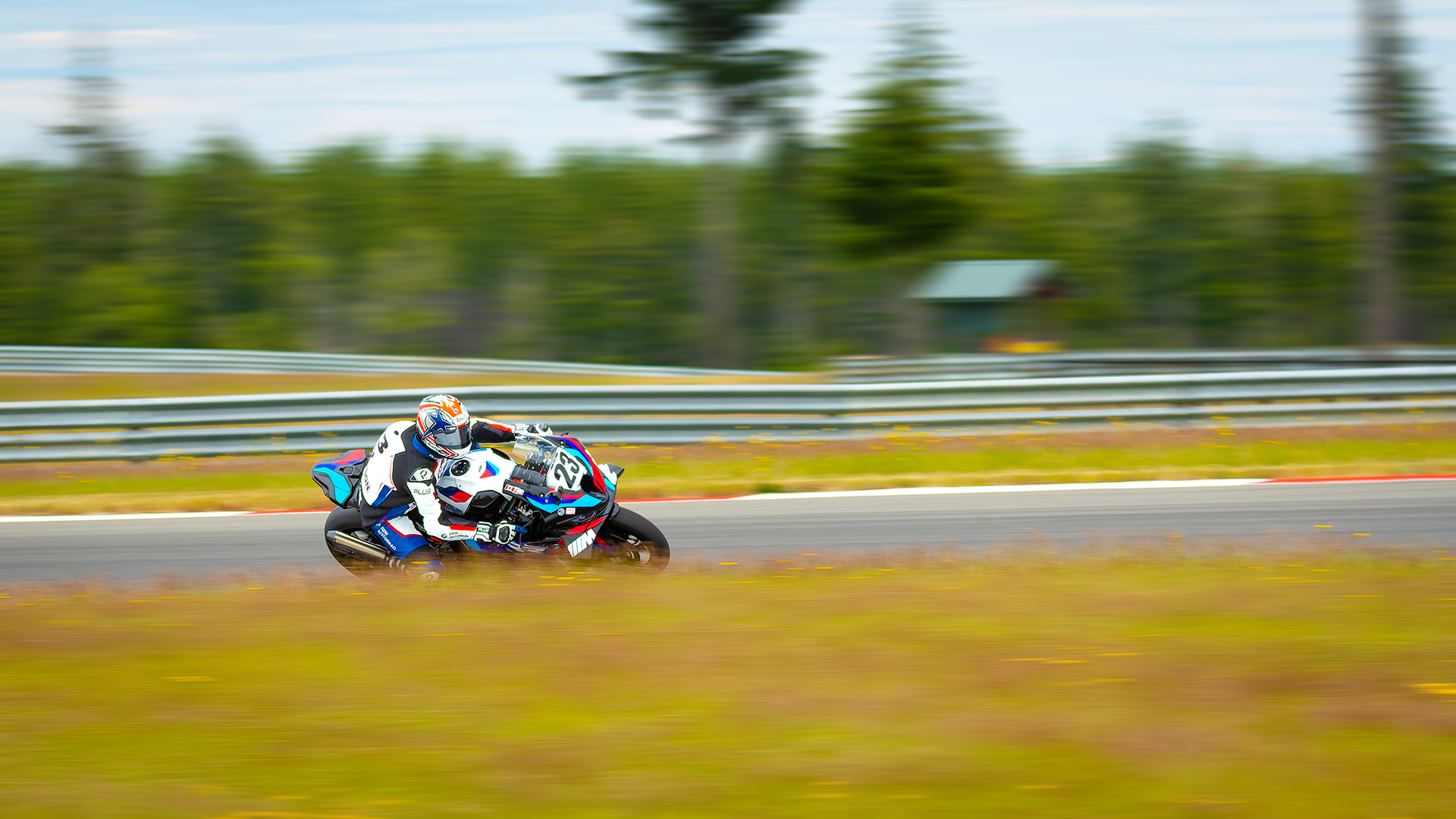 Hmpg 0000 0000 000b76c